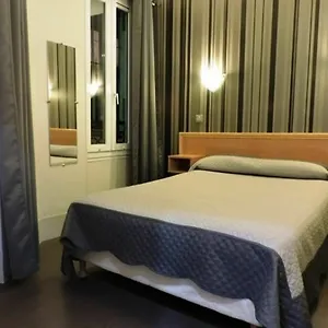 Bonsejour Montmartre Hotel