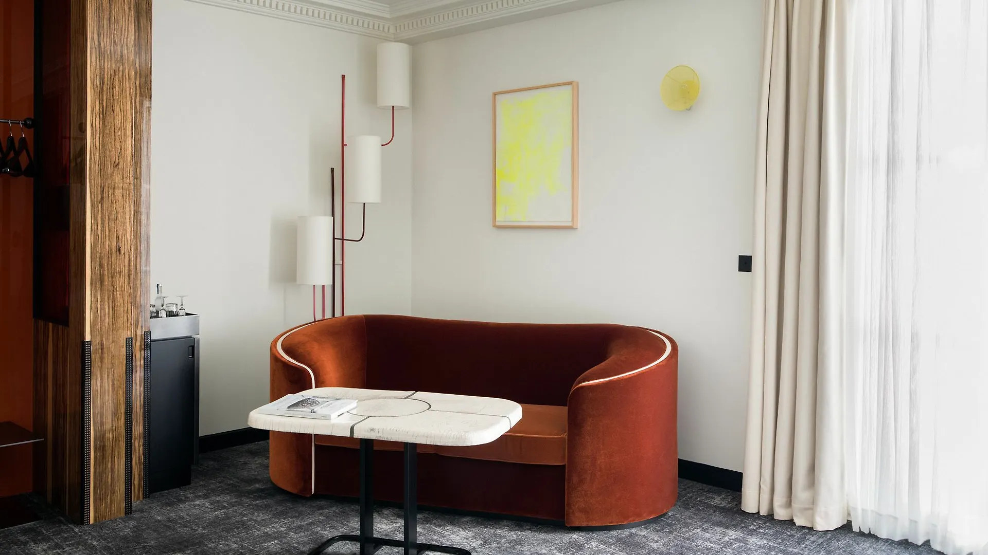 Hotel Les Bains פריז צרפת