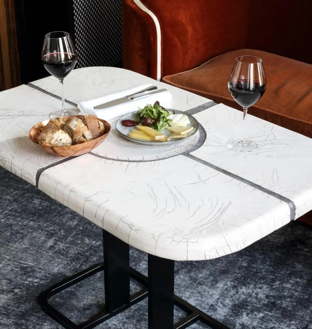 *****  Hotel Les Bains Paris France